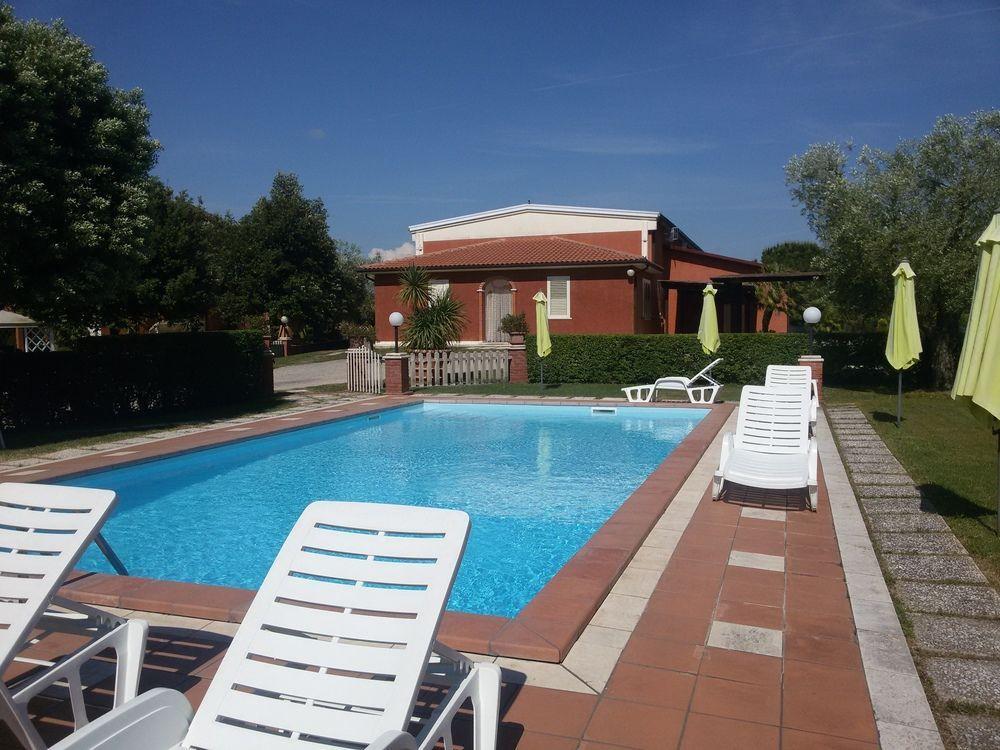 Agriturismo Galeazzi Marsiliana Exterior foto